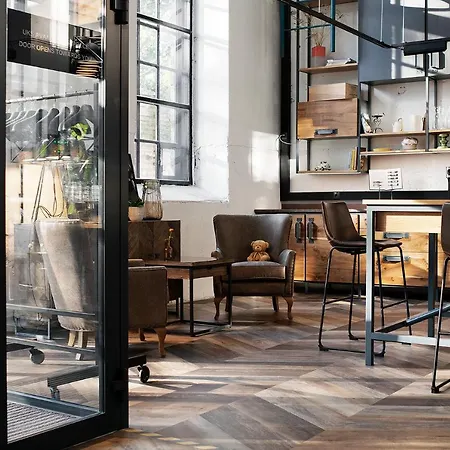 ホテル Hektor Container 3*