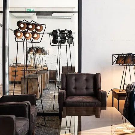 ホテル Hektor Container 3*