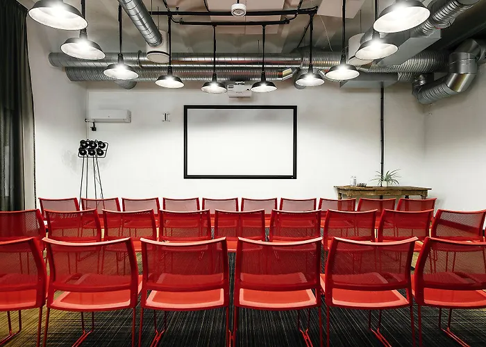 호텔 Hektor Container 3*