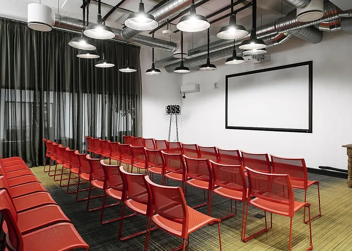 Hotel Hektor Container 3*