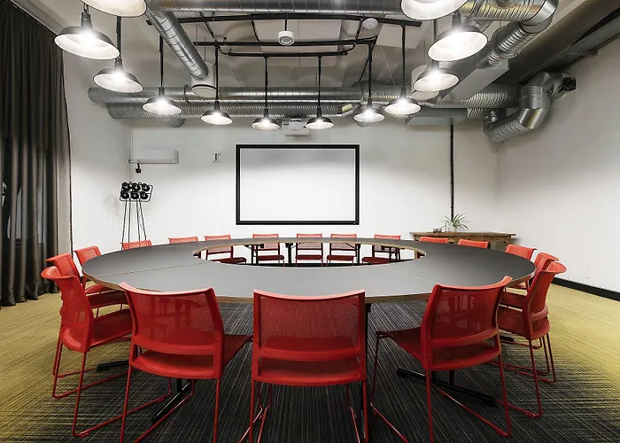 Hotel Hektor Container 3*